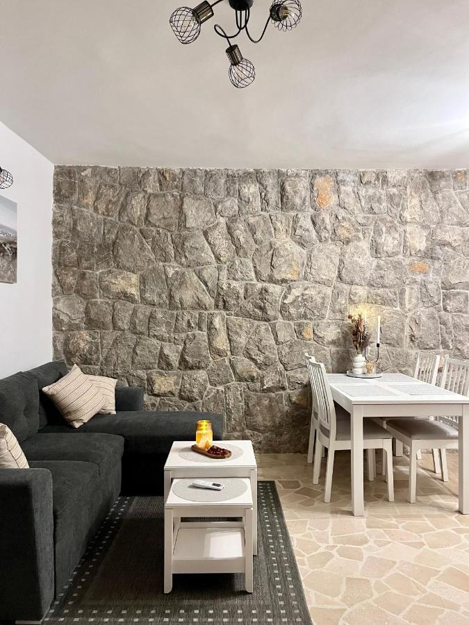 Kuca Za Odmor Krk Holiday home *